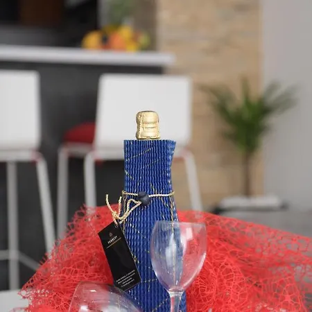 Arena Lux Apartment *